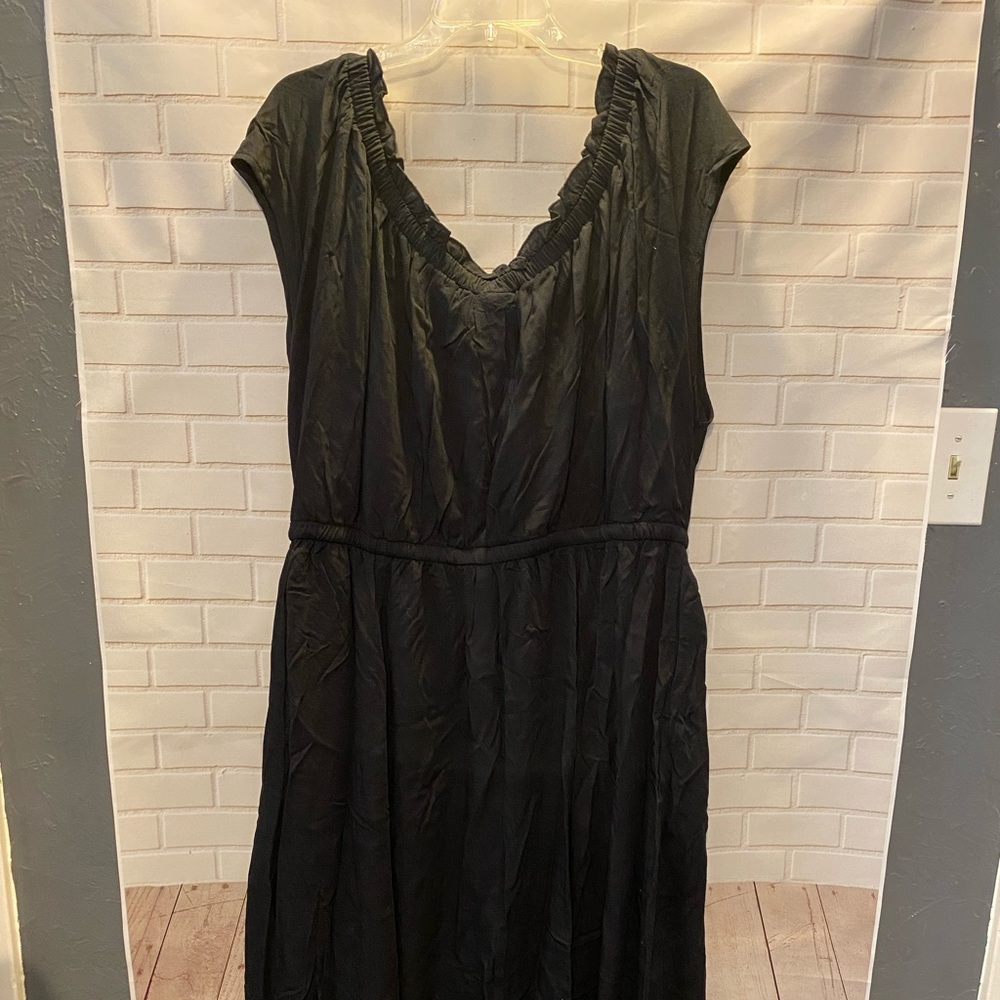 Torrid black maxi textured woven double slit dress with pockets